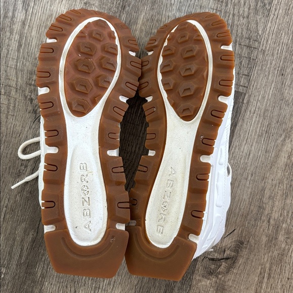 New Balance Men's XRCT Sneaker - Picture 8 of 8